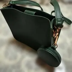 ダークグリーン ショルダーバッグ 取り外しポーチ付き