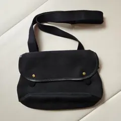 たんたん様専用　BRADY(ブレディ) AVON ショルダーバッグ　黒