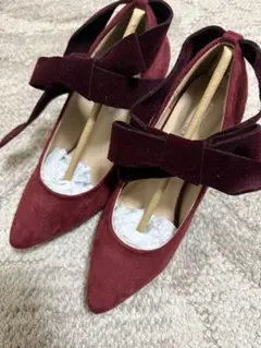 Salus サルース　パンプス　スウェード生地のサムネイル