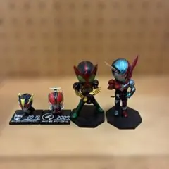 仮面ライダー フィギュア 4体セット　ビルドのみ箱付き
