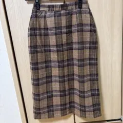 SALOON ブラウン系チェック柄タイトスカート