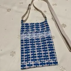 Item thumbnail for item 7d32c17b-f7fe-496b-8a35-bbb8d6ec9155