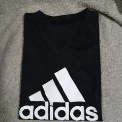 adidas 黒 Tシャツ Mサイズ