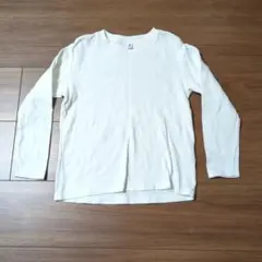 120サイズ　ホワイト 長袖カットソー