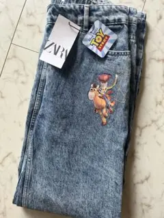 Item thumbnail for item 0ef9b117-d4b7-440d-8664-243476798d99