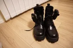 プラダ モノリス ポーチ付 ブラッシュドレザーx Re-Nylon ブーツ　38