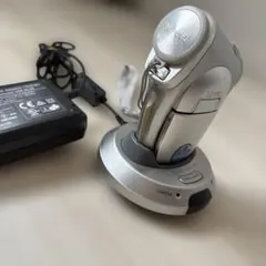 SANYO Xacti デジタルムービーカメラ 本体　充電スタンド、ケース付のサムネイル