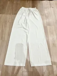 白パンツ ワイドパンツ