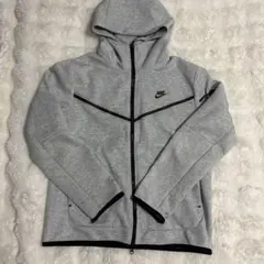 NIKEテックフリース　グレー　Lサイズ