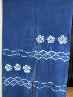 藍染め のれん 絞り染め 花柄 青海波 - メルカリ
