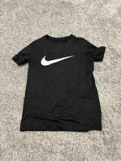 Nike 黒 Tシャツ