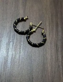 C*a様 ツイストフープピアス　K18 ゴールド