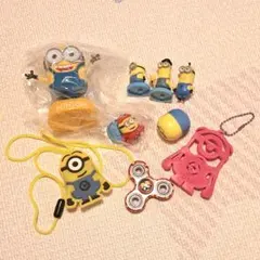 ミニオングッズまとめ売り フィギュア　キーホルダー　おもちゃ　セット