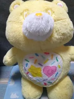 ケアベア™ もすともふBIGぬいぐるみイエロー約４８センチのサムネイル