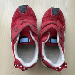 イフミーのスニーカー