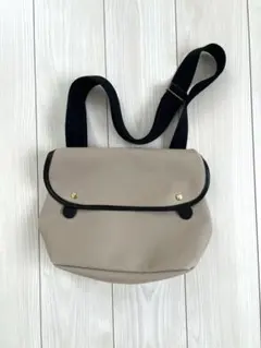 Brady ブレディ ショルダーバッグ AVONのサムネイル