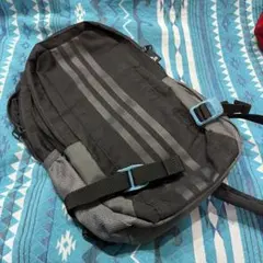 adidas ストライプデザイン ワンショルダーバッグ