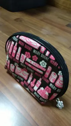 MARY QUANT ラウンドポーチ コスメ柄 ブラック ピンク
