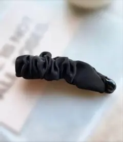 ピュールシュシュ　ヘアアクセサリー　ヘアクリップ　バナナクリップ　くしゅくしゅ