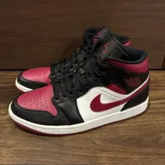 ナイキ エアジョーダン1 MID ノーブルレッド