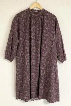 サマンサモスモス　小花柄スタンドネックワンピース　シャツワンピース　ノーカラー