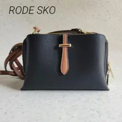 極美品✨RODE SKO チャーム付ヨコナガショルダーバッグ　ブラック