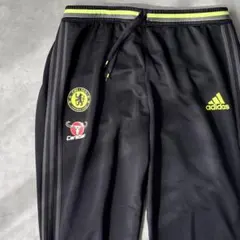 14657 アディダス チェルシー パフォーマンスロゴ ジャージ パンツ