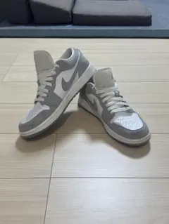 Nike Air Jordan 1 Low グレー/ホワイト　美品