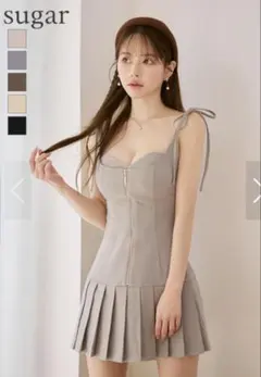 ROBE de FLEURS Glossy フロントジップ プリーツミニドレス - メルカリ