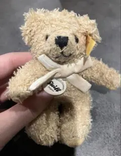 Item thumbnail for item d6bd4b82-49d1-4b5e-97d9-b92b201e9726