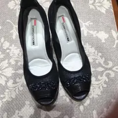 COMPOSITION9ウェッジソールパンプス黒　数時間使用のみ18000円購入のサムネイル