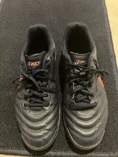 ASICS サッカーシューズ ネイビー　トレーニングシューズ