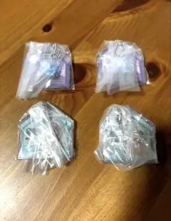 BT21 パッケージチャーム 4個セット(KOYA.SHOOKY)