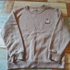 ベージュ トレーナー キャラクター刺繍