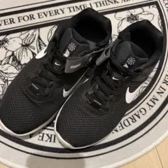 Nike W ￼Revolution 6 FLYEASE スニーカー　【軽量】