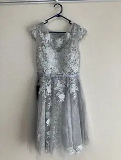【未使用】【大幅値下げ】グレー 花柄刺繍 チュールドレス