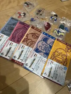 ドラゴンボール　アクリルスタンド、タオル