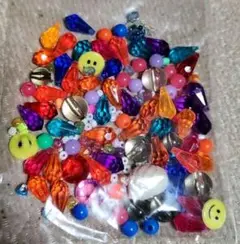 平成レトロ　ビーズ　かわいい　ニコチャン　スマイリー