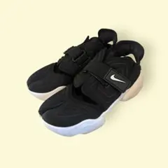 Nike エアリフト　BLKスニーカー良品⭐︎
