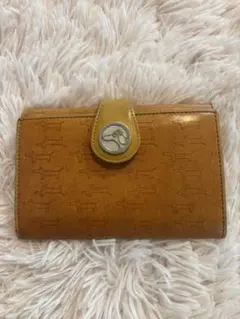 エンボス加工ブラウン長財布