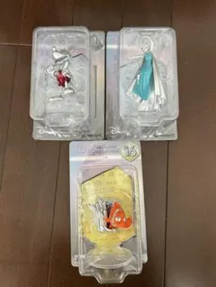 ディズニー　フィギュア