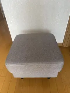 マナべ家具　オットマン　グレーのサムネイル