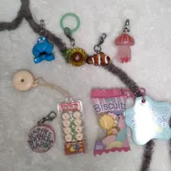 ガチャガチャ キーホルダー