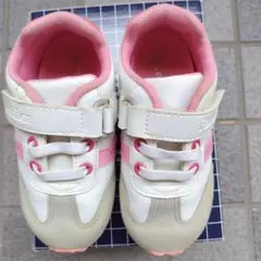 【美品】　ファミリア　アシックス　スニーカー　16 2025年最新】ファミリア アシックス 16の人気アイテム - メルカリ