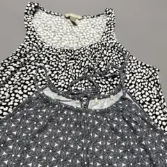 BANANA REPUBLIC タンクトップ　2枚のサムネイル