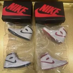 ナイキエアジョーダンミニチュア ガチャMETALLIC NAVY RED