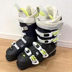 Item thumbnail for item beb0b575-89a0-4a64-9820-0fa56912f71f