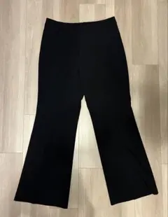 UNIQLO スマートフレアパンツ