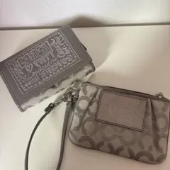 COACH グレー 二つ折り財布　ポーチ小　2点セット