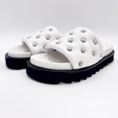 トーガプルラ パフ スタッズ サンダル ホワイト シルバー 厚底 シャークソールのサムネイル